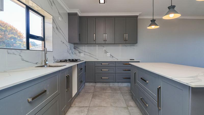 4 Bedroom Property for Sale in Dana Bay Western Cape